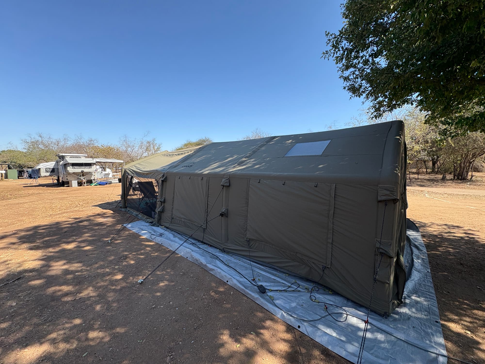 Coody Familia tent at Satara, another angle showing the full campsite